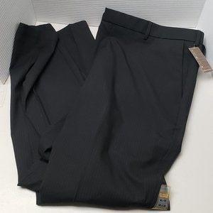 Men's Dress Pants Dockers Premium Classic Fit 42x30 NWT